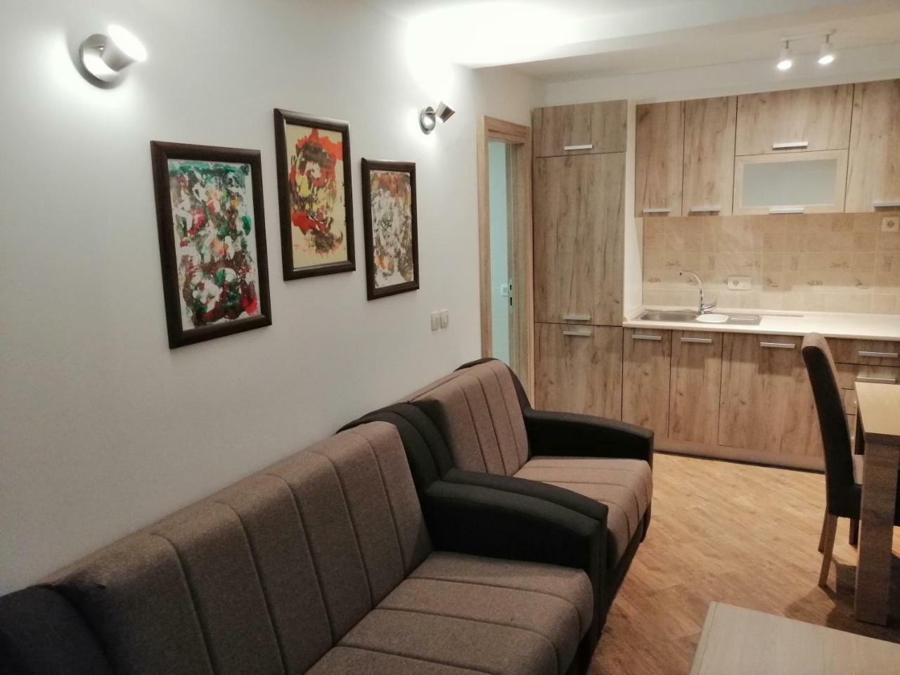 Olive Tree Apartments Tivat Exterior photo